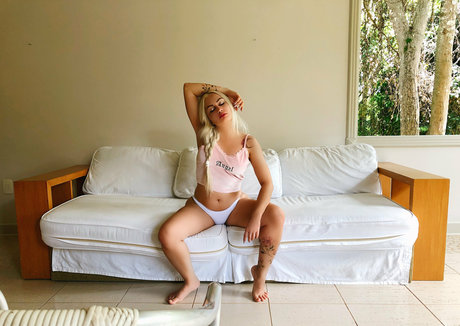 francyfree naked actress galleries