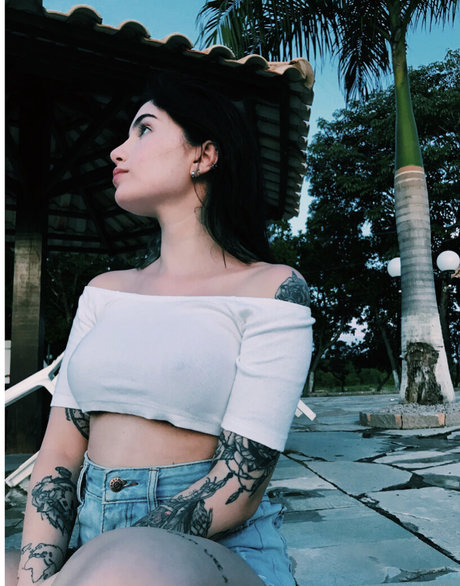 Taiga Tondorf pornstar photo