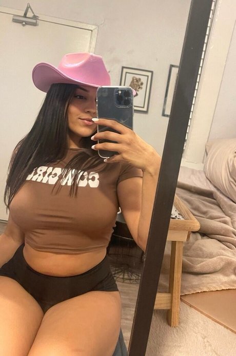 Kim Congdon Patreon model top photo