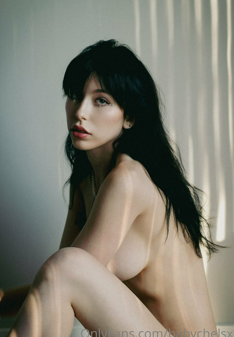 babychelsx model art picture
