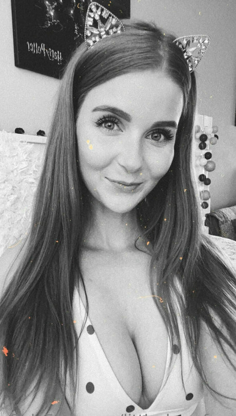 little bee free star sexy pic