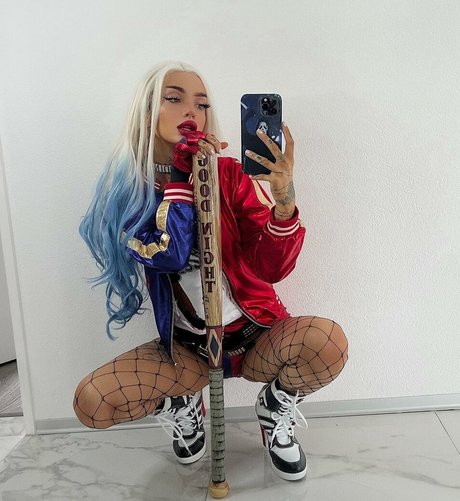 aesthymes star exclusive images