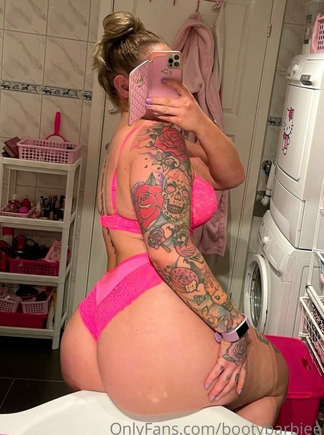 bootybarbiee perfect pornstar gallery