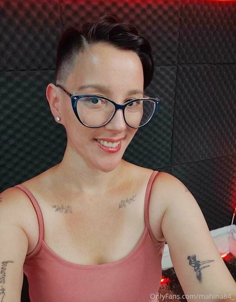 mahina84_ porn model img