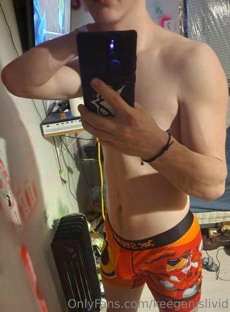 keeganislivid star nude photo