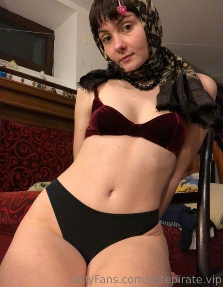 cutepirate vip star beautiful pic