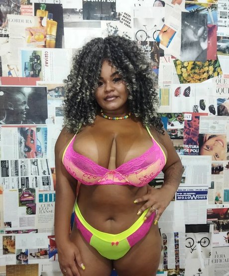 Ingrid Cristina hot star photo