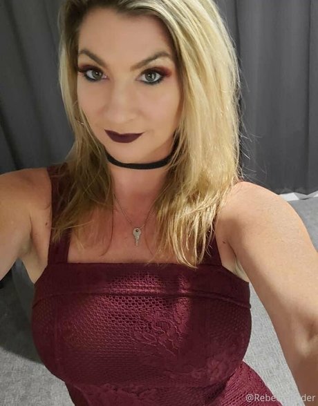 therebeccaryder star best photos