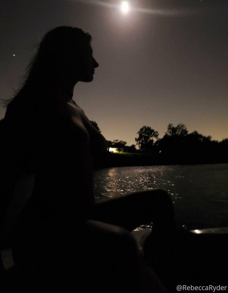 therebeccaryder star nude img