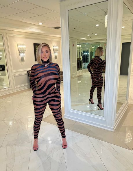 Halle Payne high quality star galleries