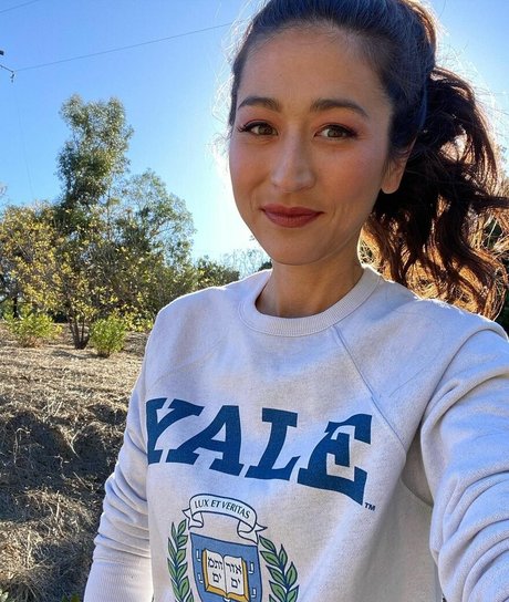 Mina Kimes hot model photo