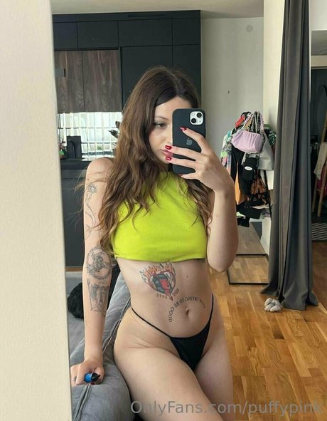 pollyy lolly naked star images