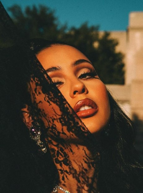 Alexa Demie star pretty pictures