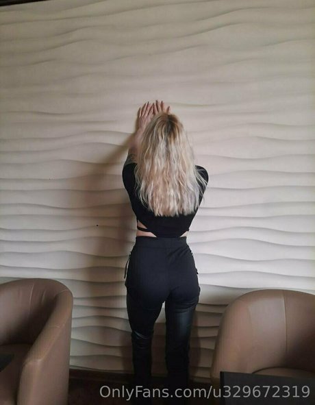 countryblond model nice pics