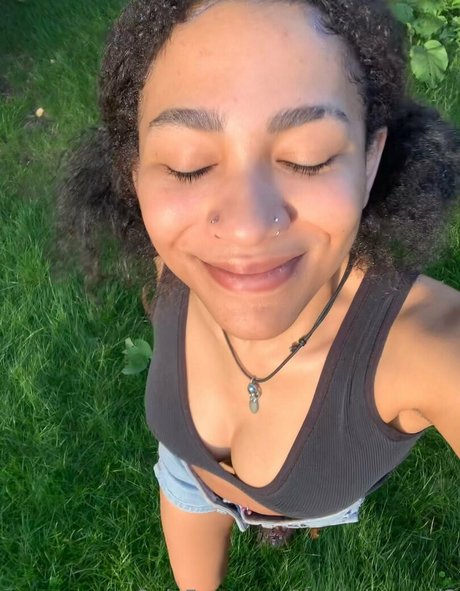 tinybabysmol2 hot actress gallery