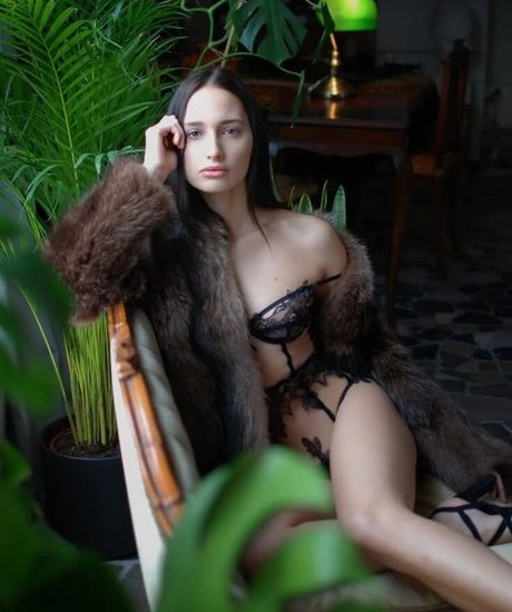 Paula Szenejko nice model photos