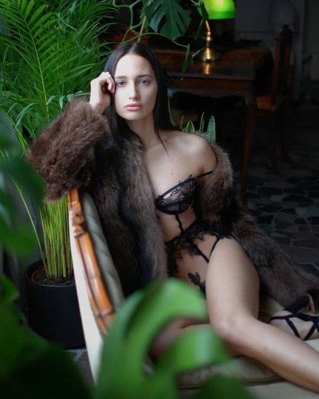 Paula Szenejko nice model gallery