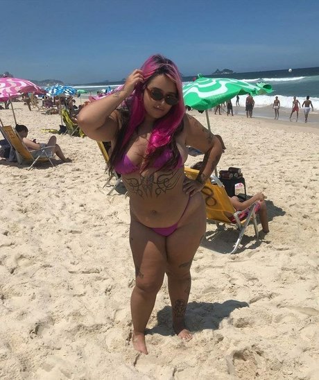 Babyperigosa model hot photo