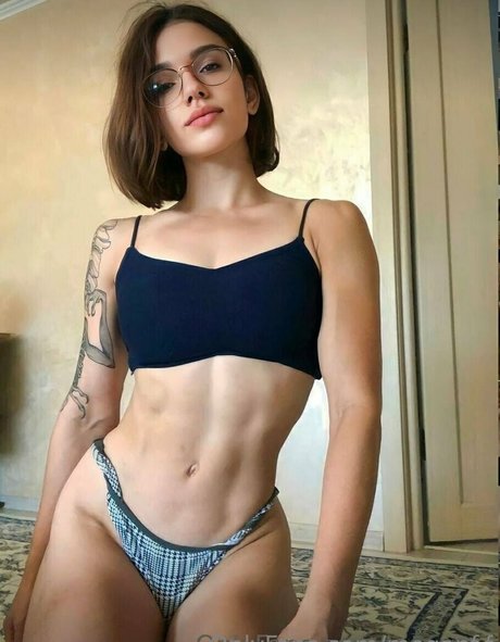 meganf f model xxx image