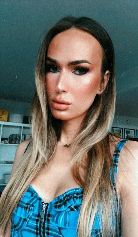 So fiaxoxo nude actress pics