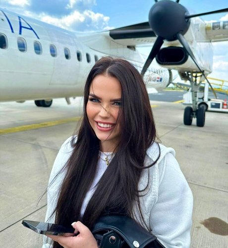 Dana Henninger nudes actress pictures