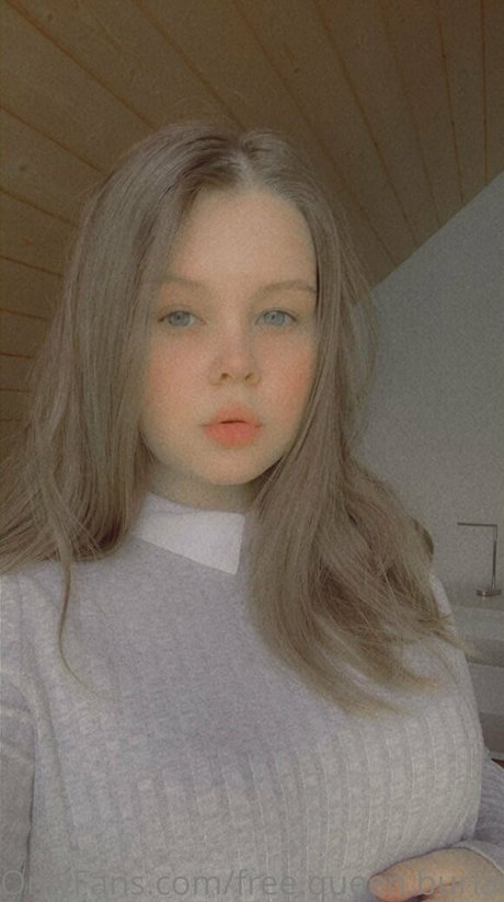 free top queen 1 model erotic pic