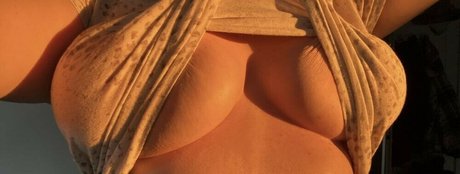 Cindy Graham model hot pic