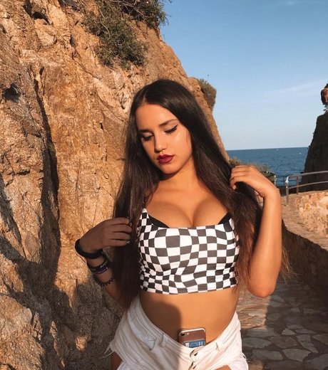 Itssscriiissss model pretty images