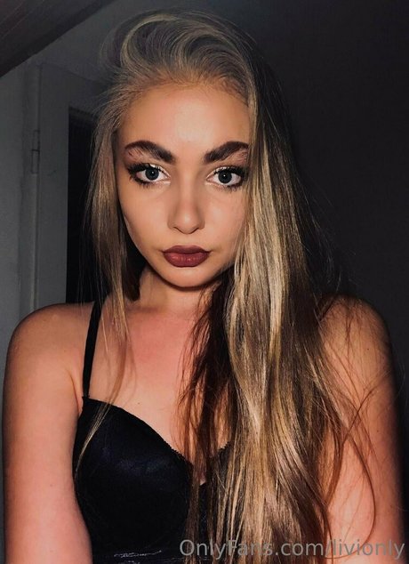 livionly naked star pictures