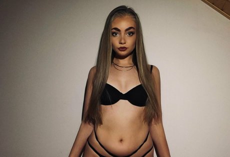 livionly star best pic