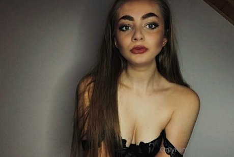 livionly adult star images