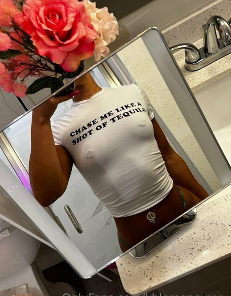 Chloe Swain nude actress photos