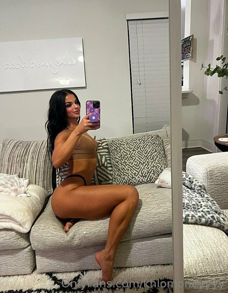 Chloe Swain exclusive model gallery