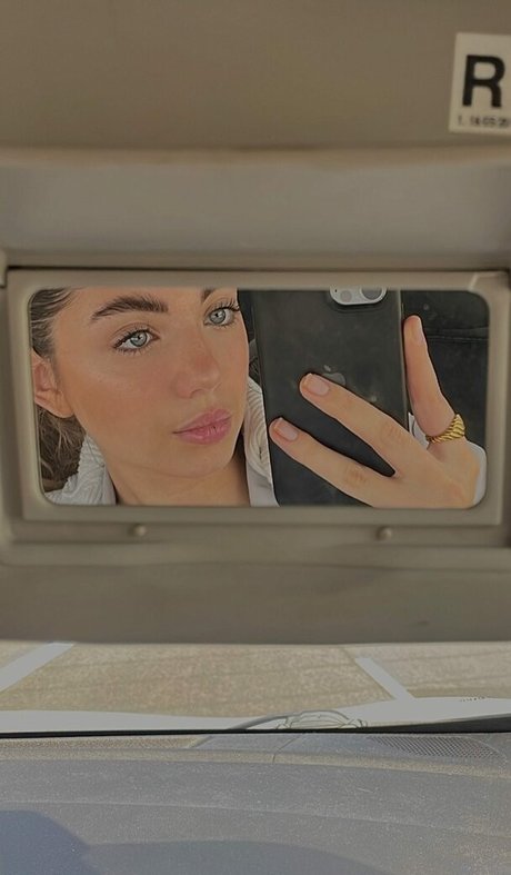 Ela Be eri model beautiful photos