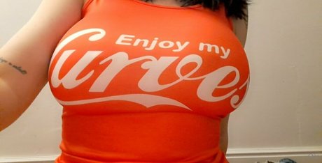 youcancallmeoly sex model pictures