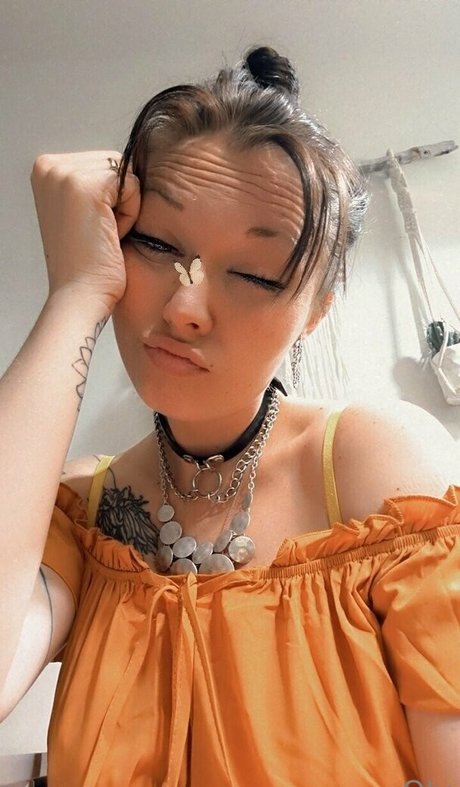 youcancallmeoly star hd images