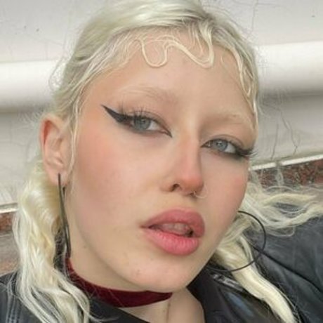 woodsnaomi star free pics