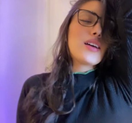 Pamm Bigo high quality model images