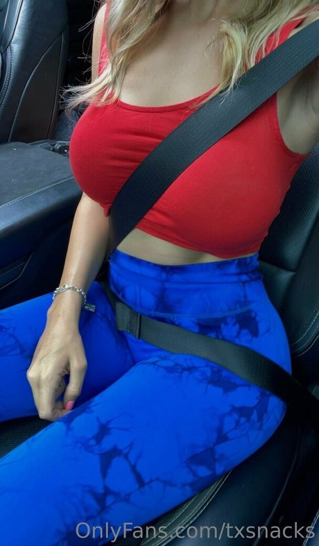 txsnacks sex model galleries