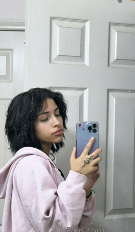 Vswrld beautiful model pics