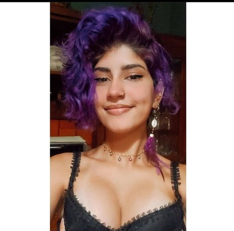 Esterssada exclusive model pic