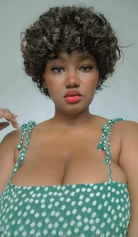 possiblynormal model nude picture