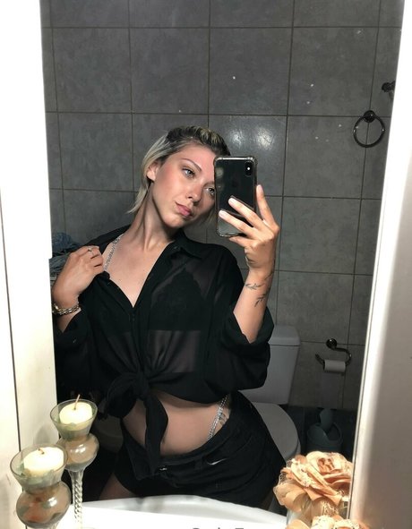 lolaylen pornstar hot image