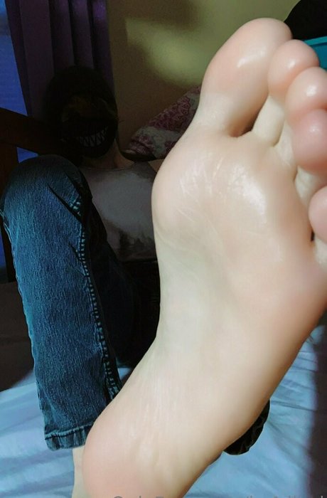 br4dical nudes model images