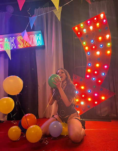 lanawildfree free model galleries