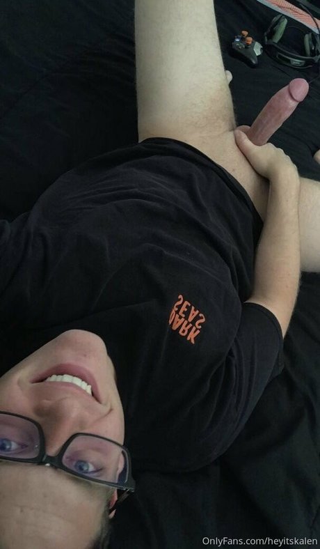 heyitskalen sexy actress gallery