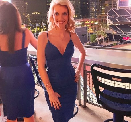 Liz Wheeler star best photos