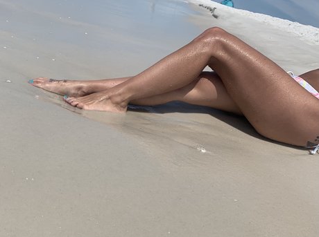 Tiny Dancer porn star photos