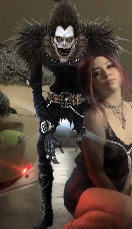 mom sexy actress pic