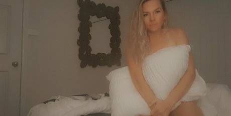 Ittie bittie titties best model picture